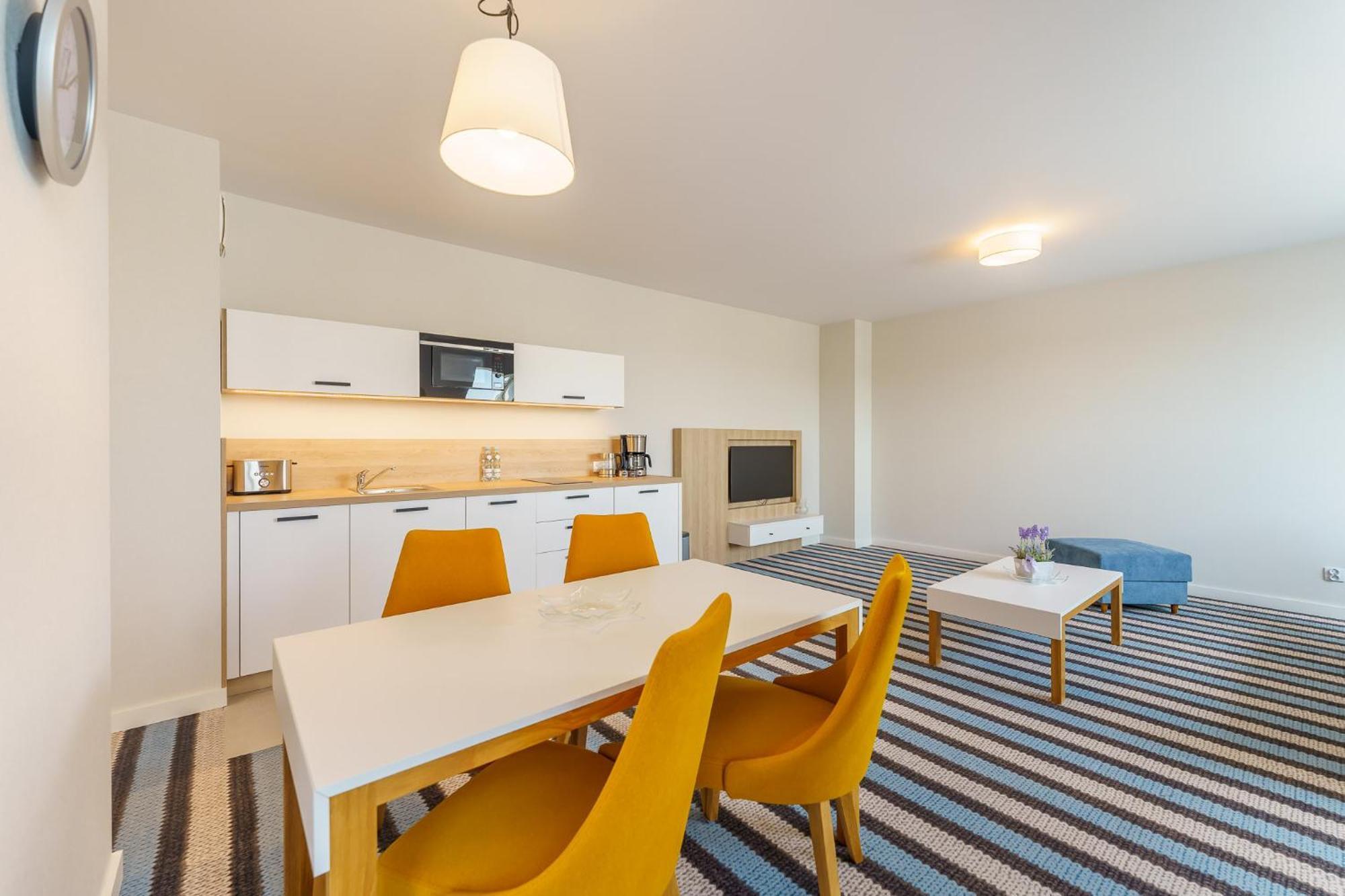 Bel Mare Miedzyzdroje Apartment With Balcony By Noclegi Renters Экстерьер фото